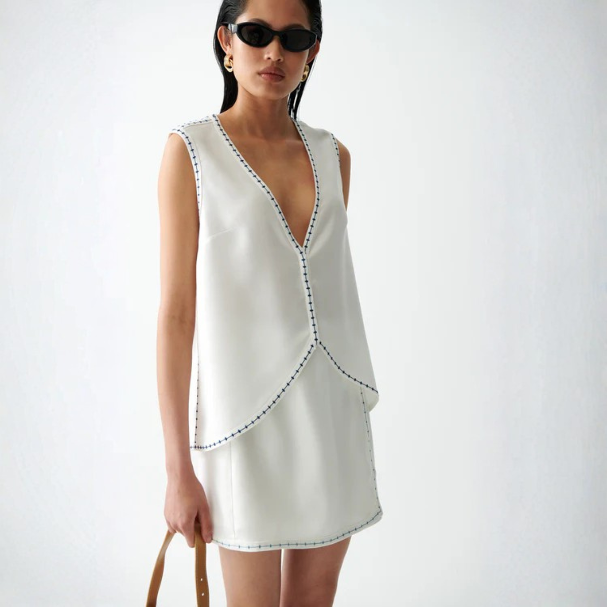 THE CLEMENT TOP