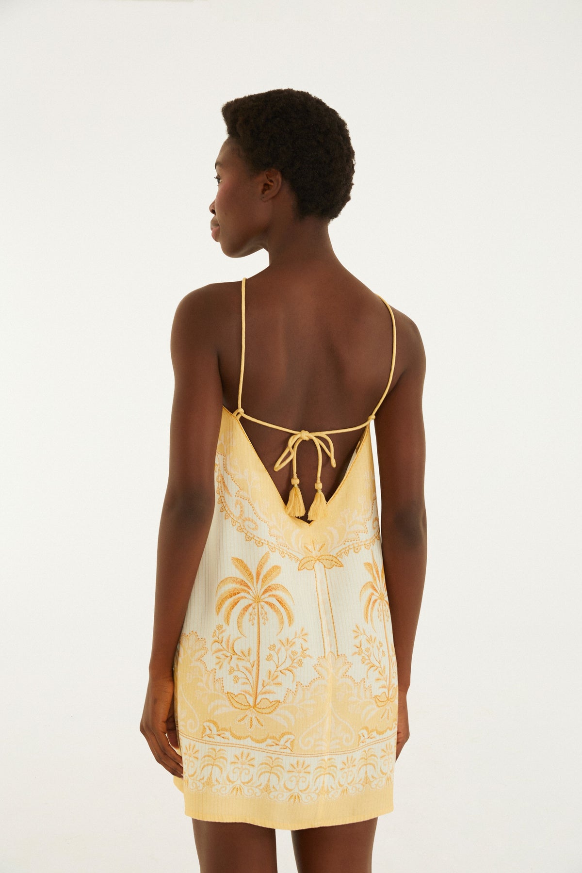 Vestido Midi Estampado Paisaje Tropical