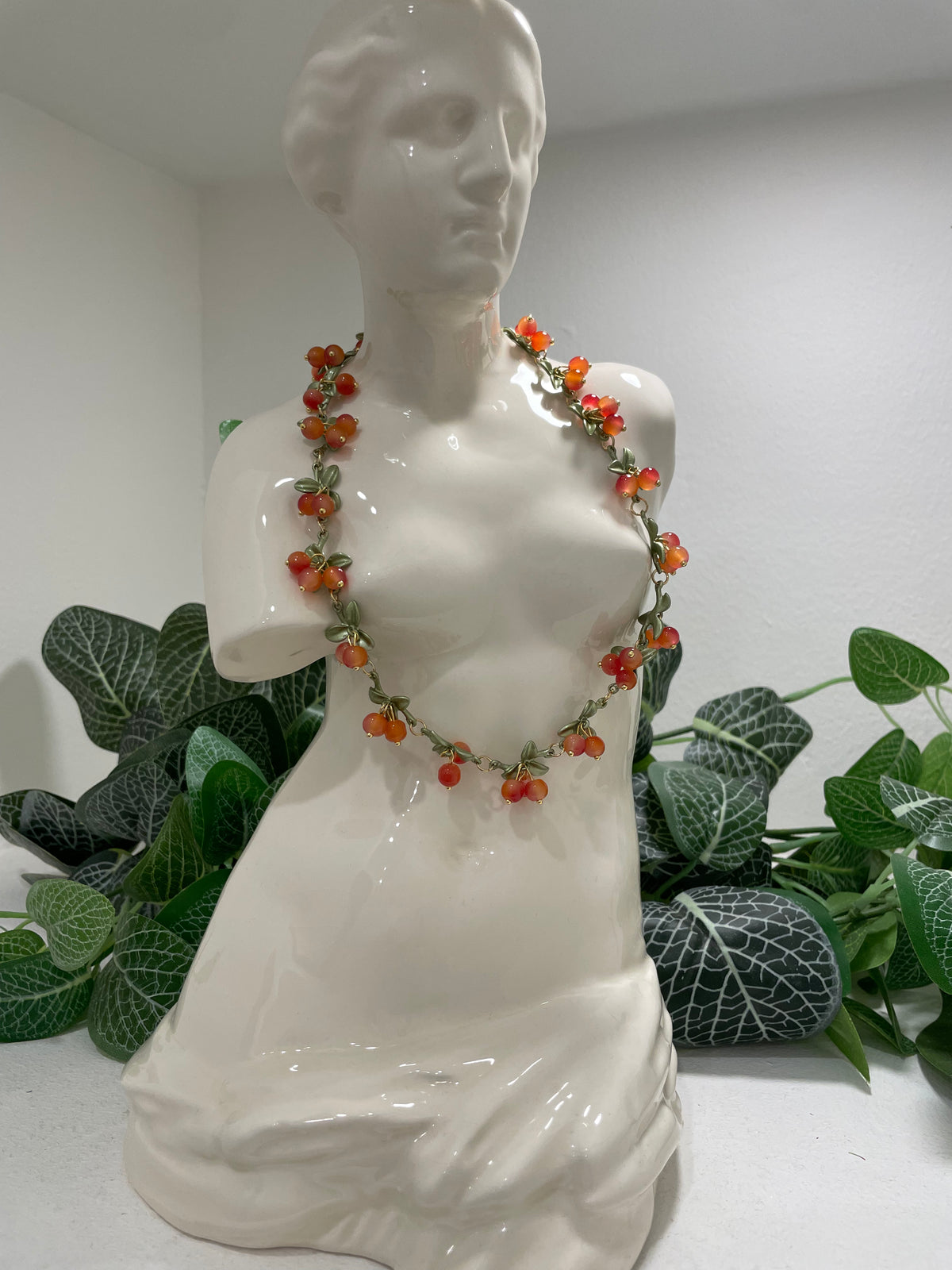 Collar de frutitas