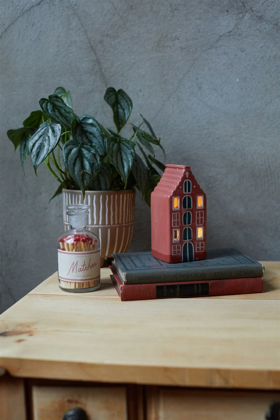 Amsterdam House Style Incense &amp; Tea Light Holder Ceramic House