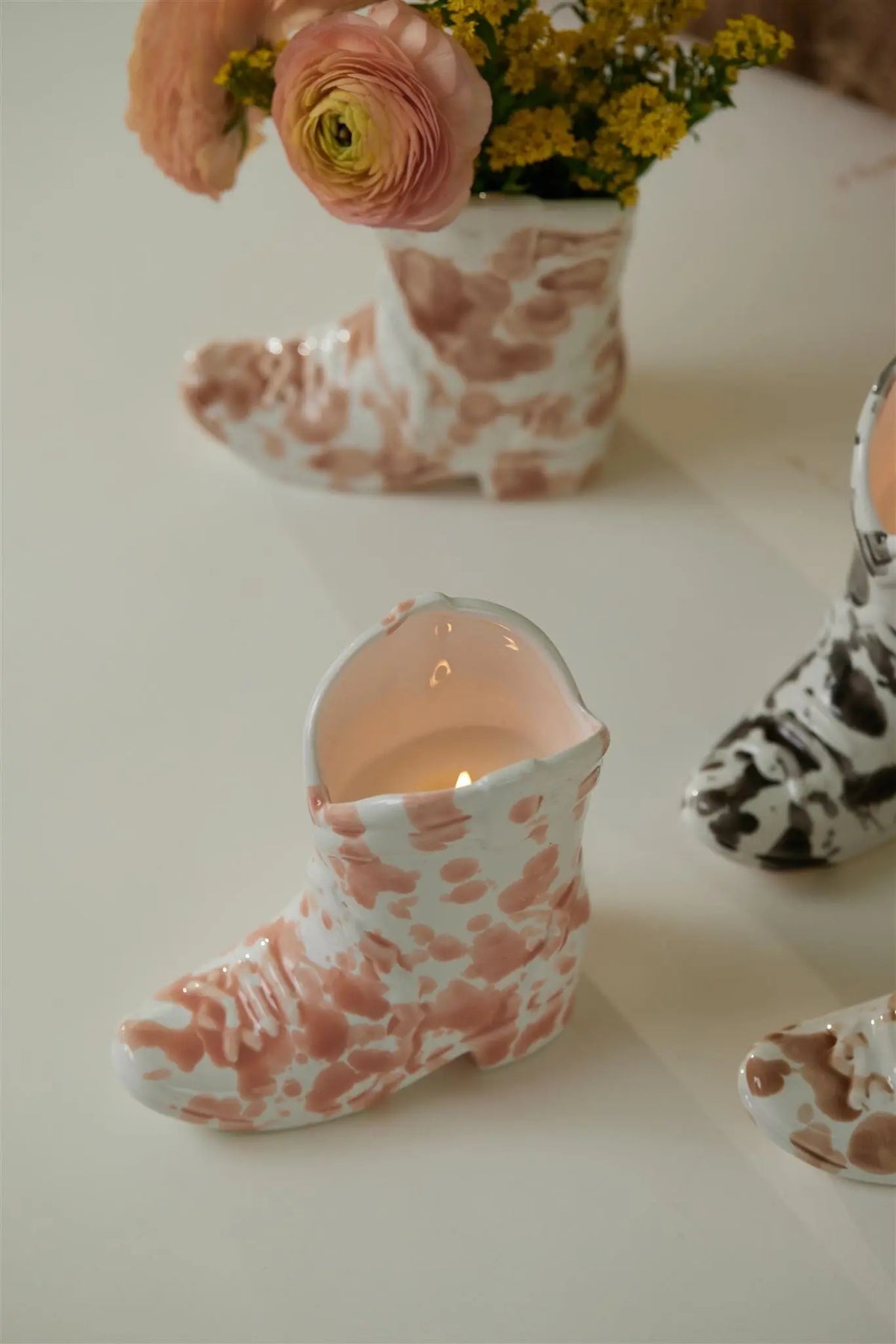 6oz Nashville Ceramic Cowboy Boot Candle with Dustcover - Cactus Flower