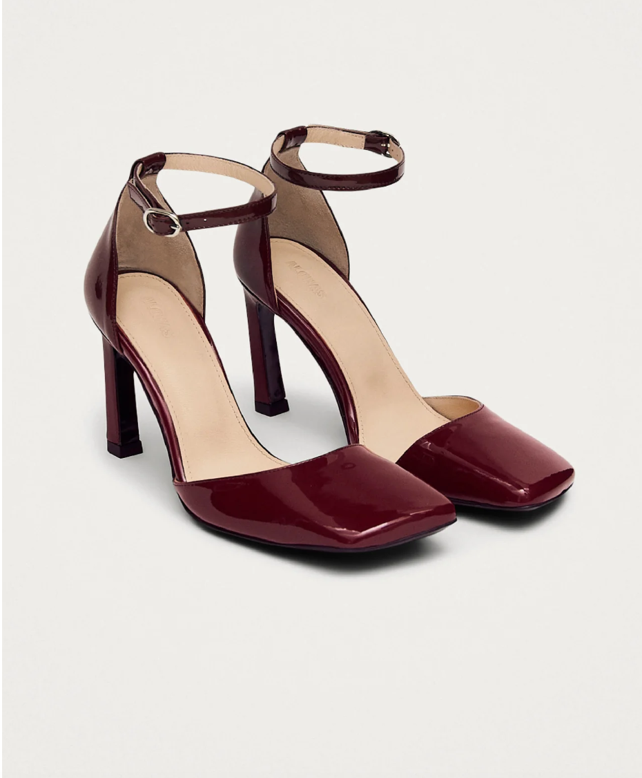 Liebe Onix Burgundy Leather Pumps