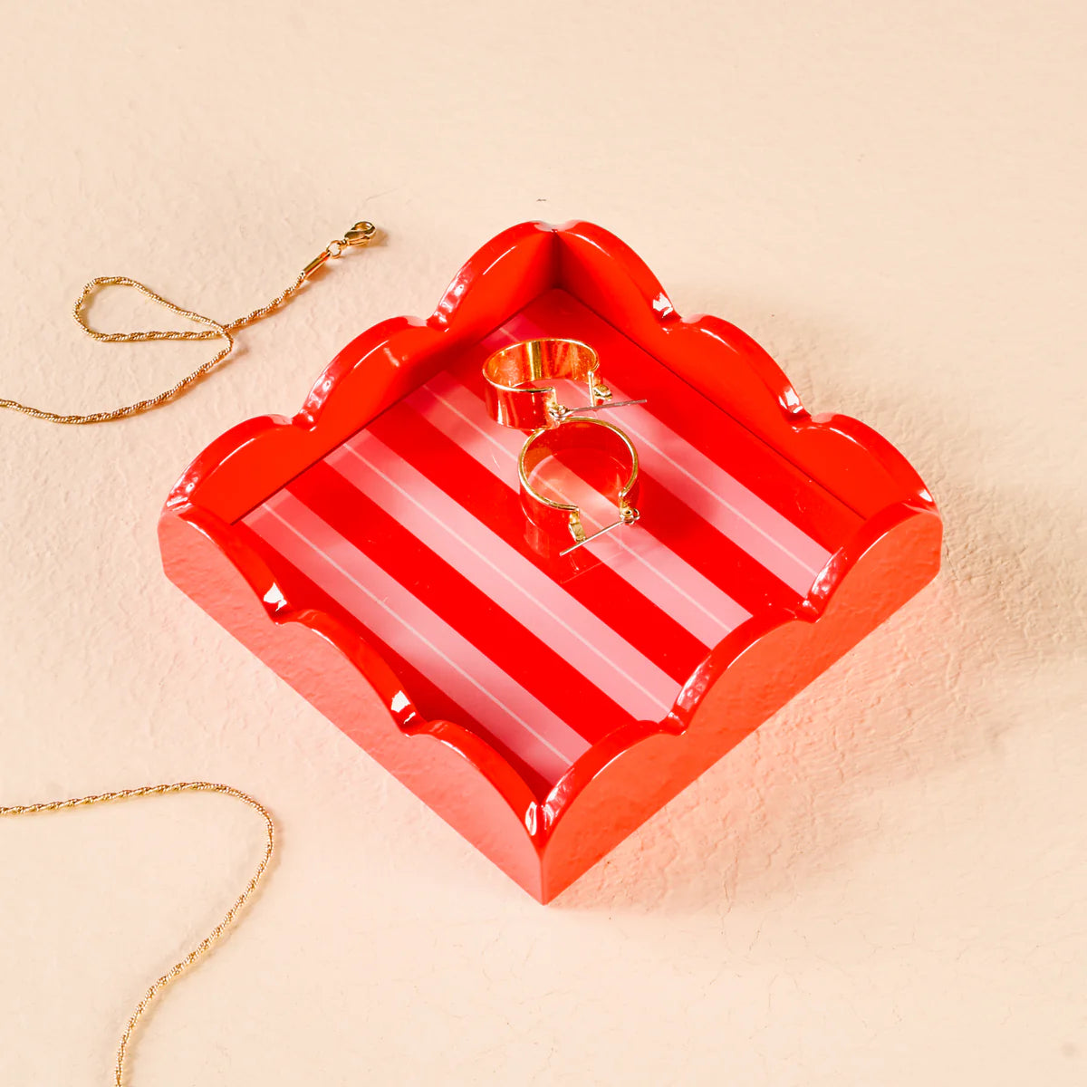 Holly Jolly Santa Scallop Trinket Tray